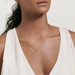 David Yurman Quatrefoil Amulet in 18K Yellow Gold with Pave Diamonds